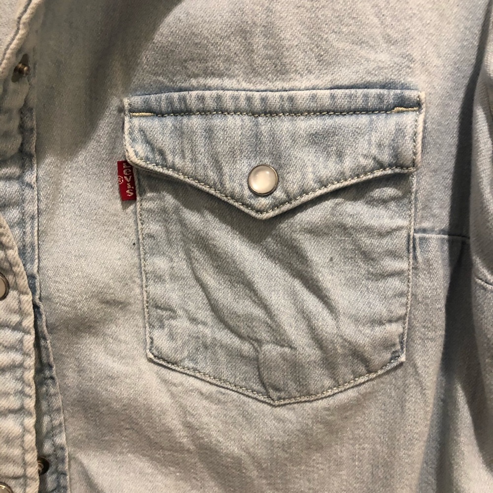 LEVIS jean button up top - Picture 3 of 6